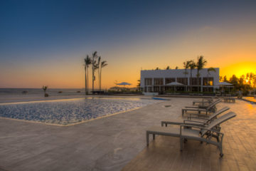 Infinity Pool and KUSINA Restaurant